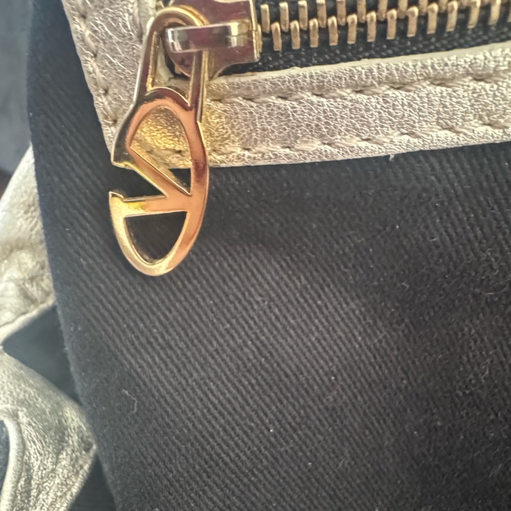 Valentino Garavani Gold Metallic Leather Hobo Bag Y2K Shoulder Purse - Picture 12 of 16